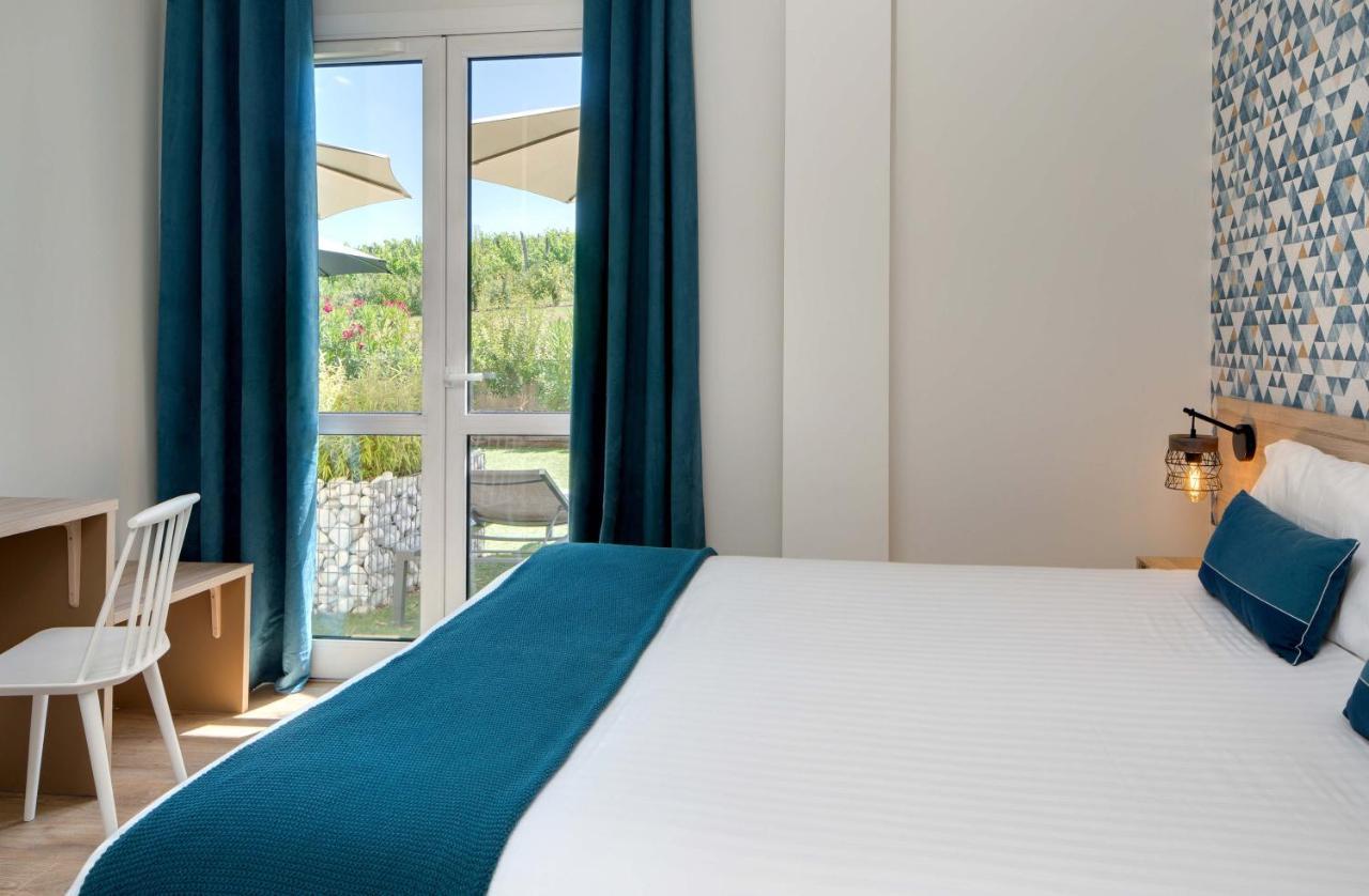 Pey La Tour - Logis Hotels & Restaurant Salleboeuf エクステリア 写真