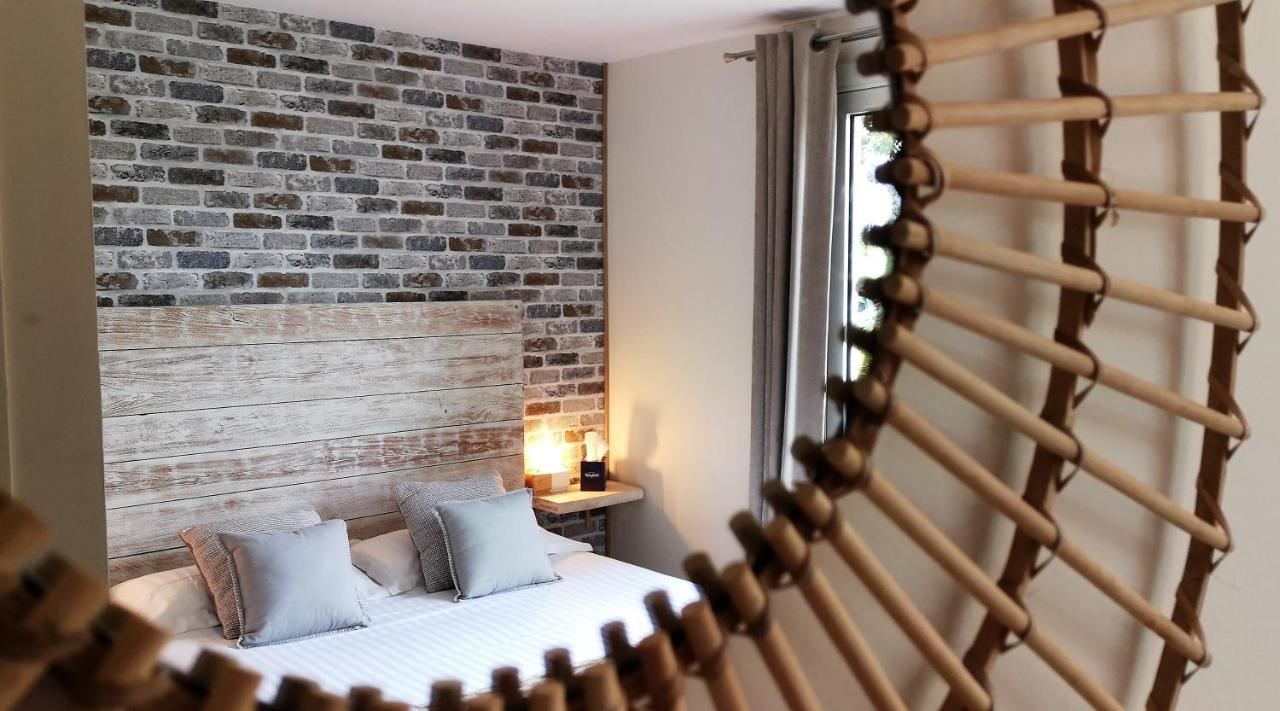 Pey La Tour - Logis Hotels & Restaurant Salleboeuf エクステリア 写真