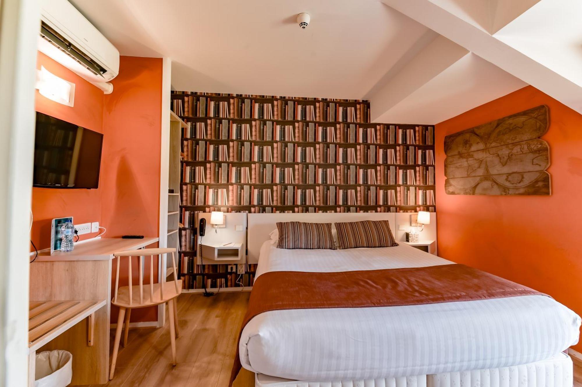 Pey La Tour - Logis Hotels & Restaurant Salleboeuf エクステリア 写真